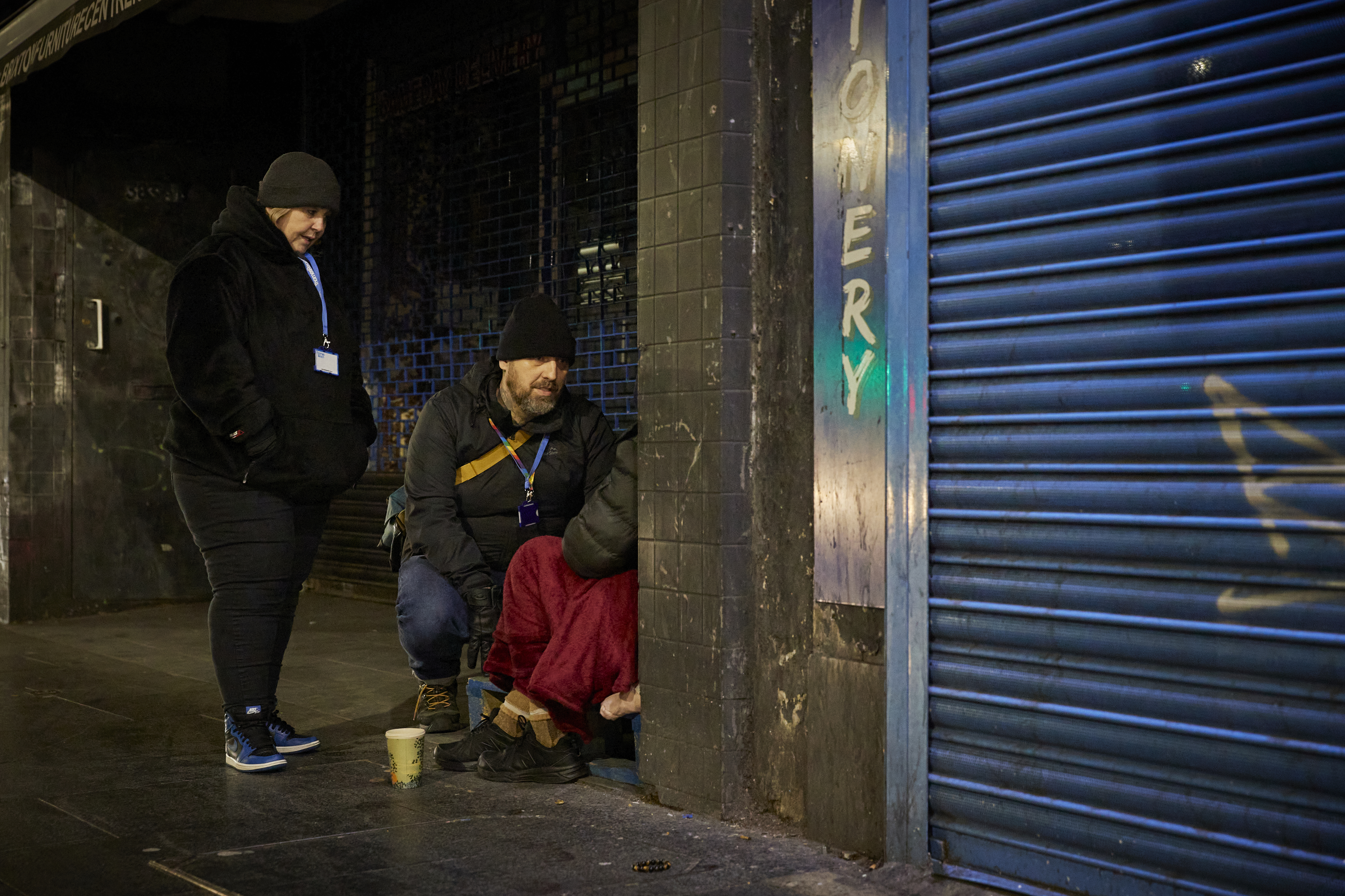 outreach team helping a person sleeping rough